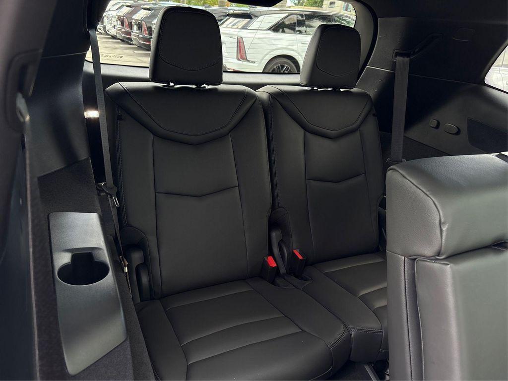 new 2025 Cadillac XT6 car, priced at $46,995