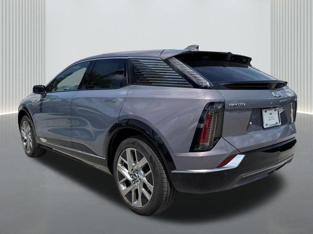 new 2025 Cadillac OPTIQ car, priced at $55,015