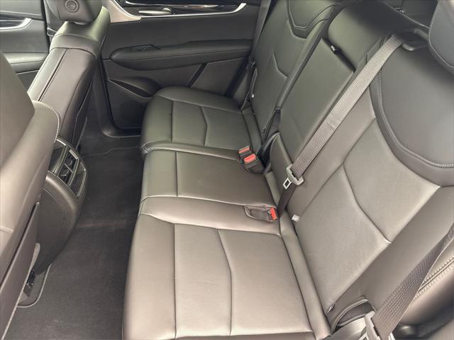 new 2025 Cadillac XT5 car, priced at $56,290