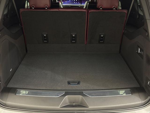 new 2025 Cadillac Escalade ESV car, priced at $113,815