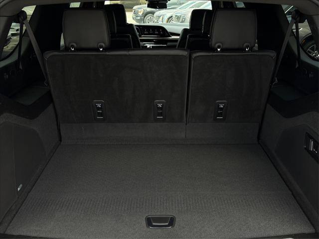 used 2023 Cadillac Escalade ESV car, priced at $59,000