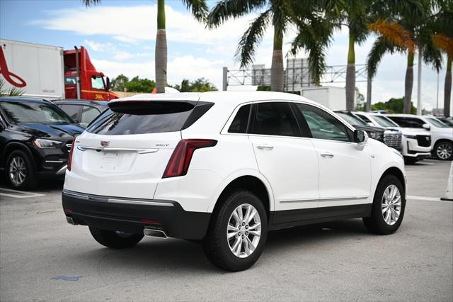 new 2024 Cadillac XT5 car, priced at $45,515