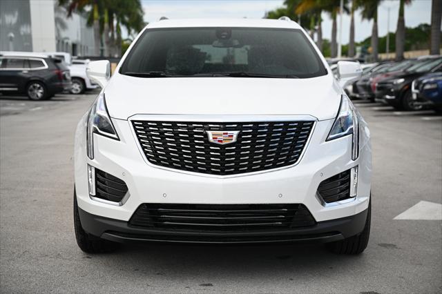 new 2024 Cadillac XT5 car, priced at $45,515