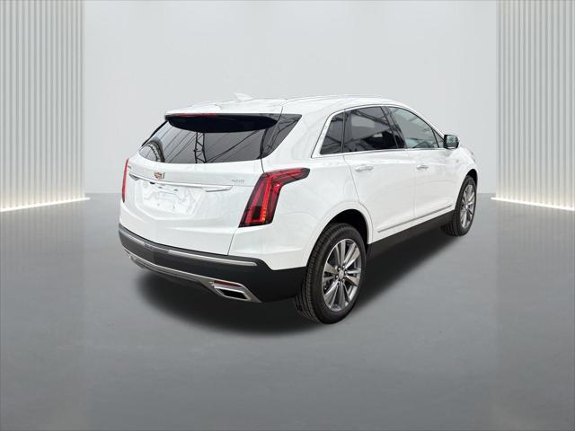 new 2025 Cadillac XT5 car, priced at $53,215