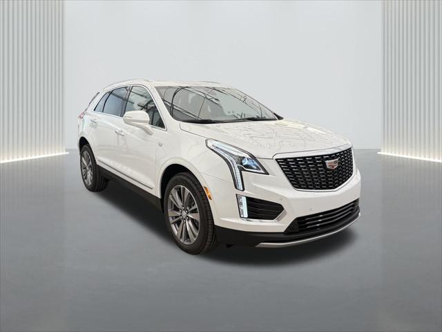 new 2025 Cadillac XT5 car, priced at $53,215