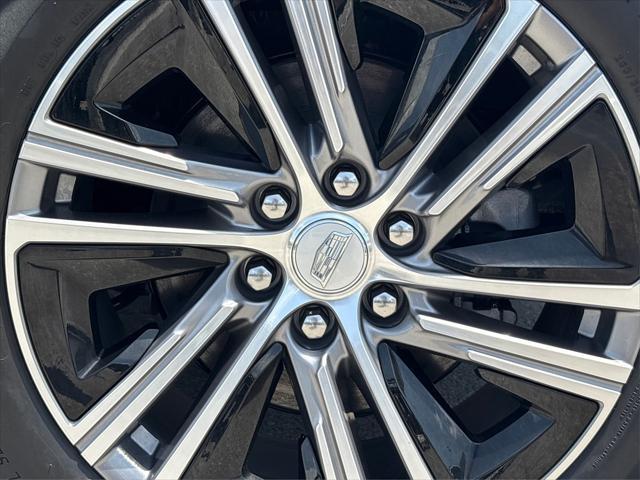 new 2025 Cadillac LYRIQ car, priced at $56,615