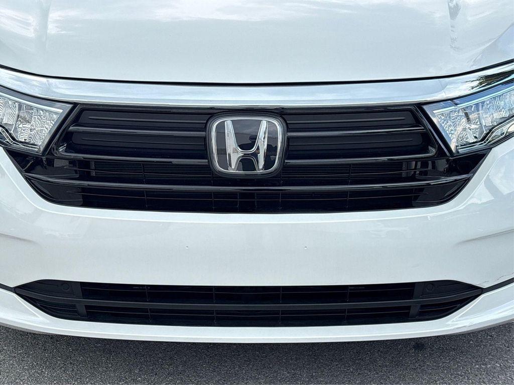 used 2024 Honda Odyssey car, priced at $45,316
