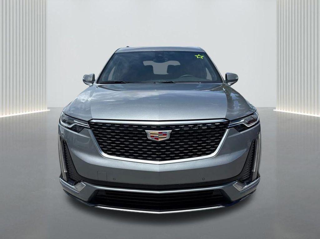new 2025 Cadillac XT6 car, priced at $51,550