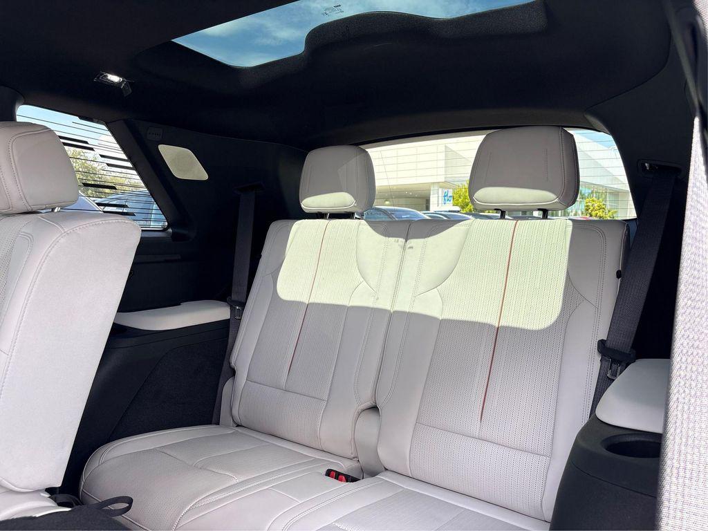 new 2026 Cadillac VISTIQ car, priced at $80,190