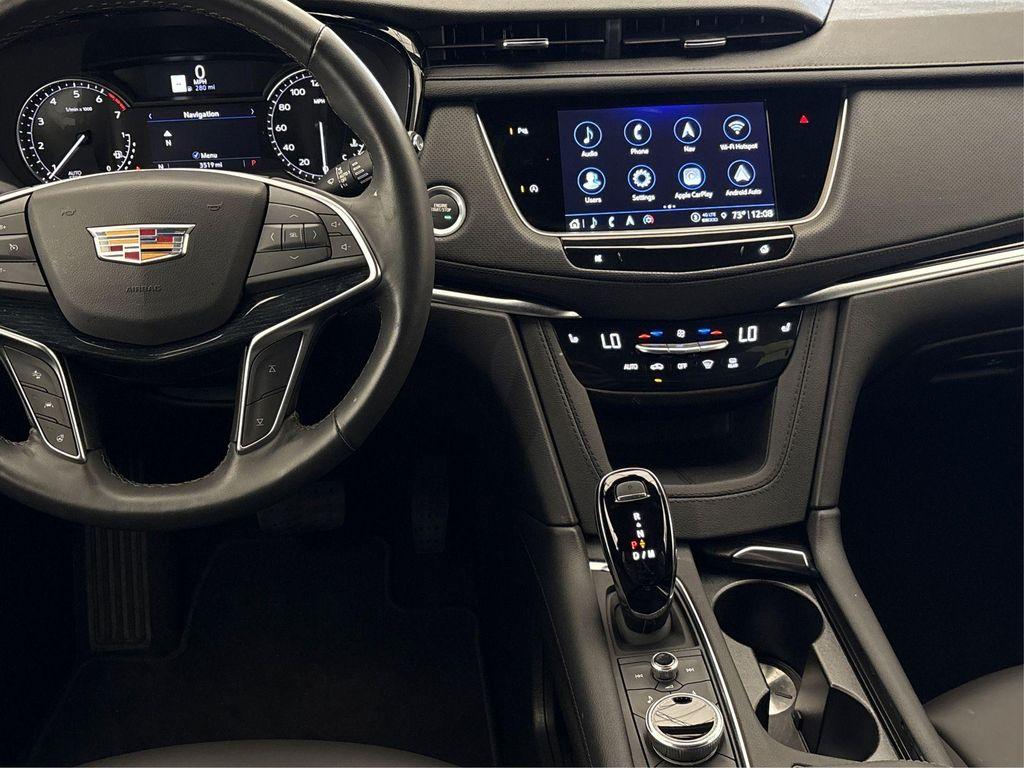 new 2025 Cadillac XT5 car, priced at $45,991