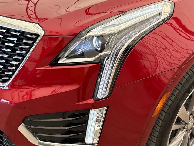 new 2025 Cadillac XT5 car, priced at $44,491