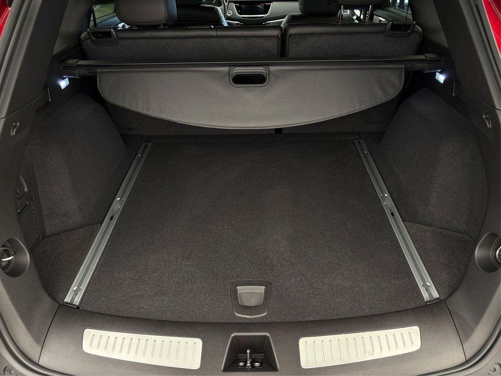 new 2025 Cadillac XT5 car, priced at $45,991