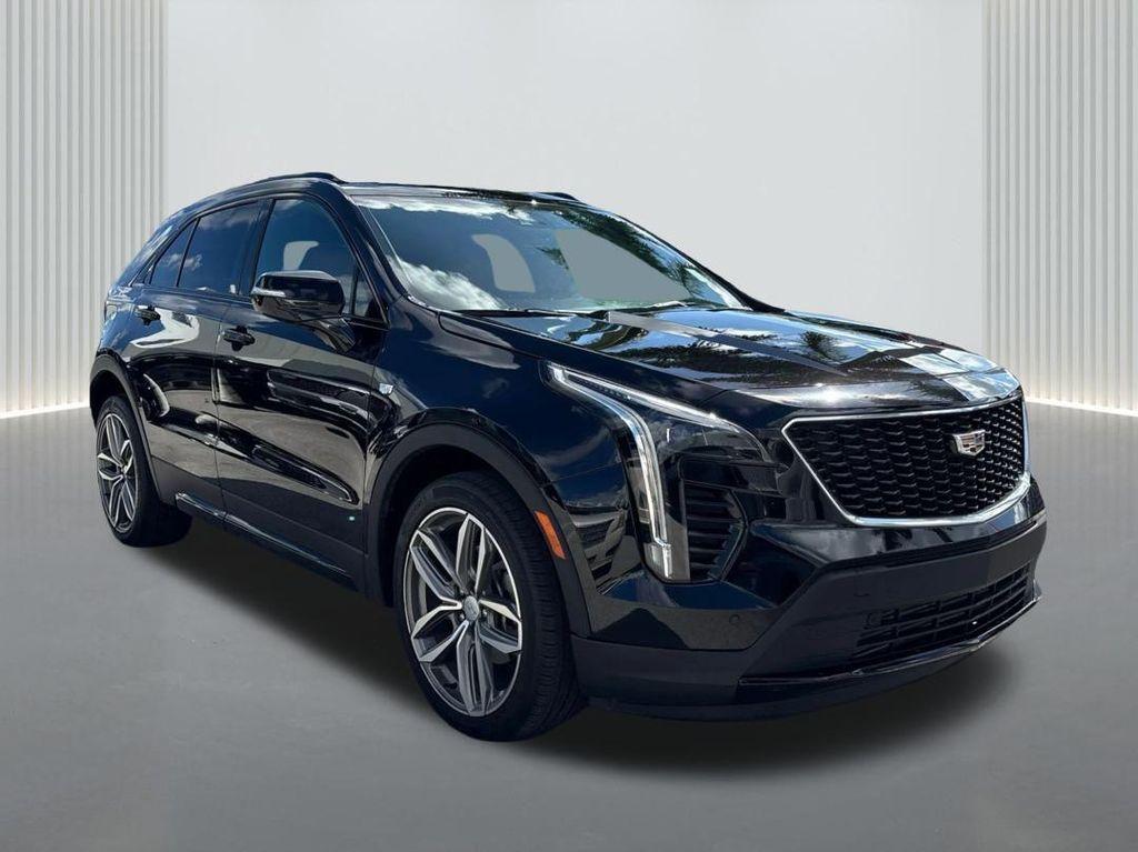 used 2023 Cadillac XT4 car, priced at $27,700