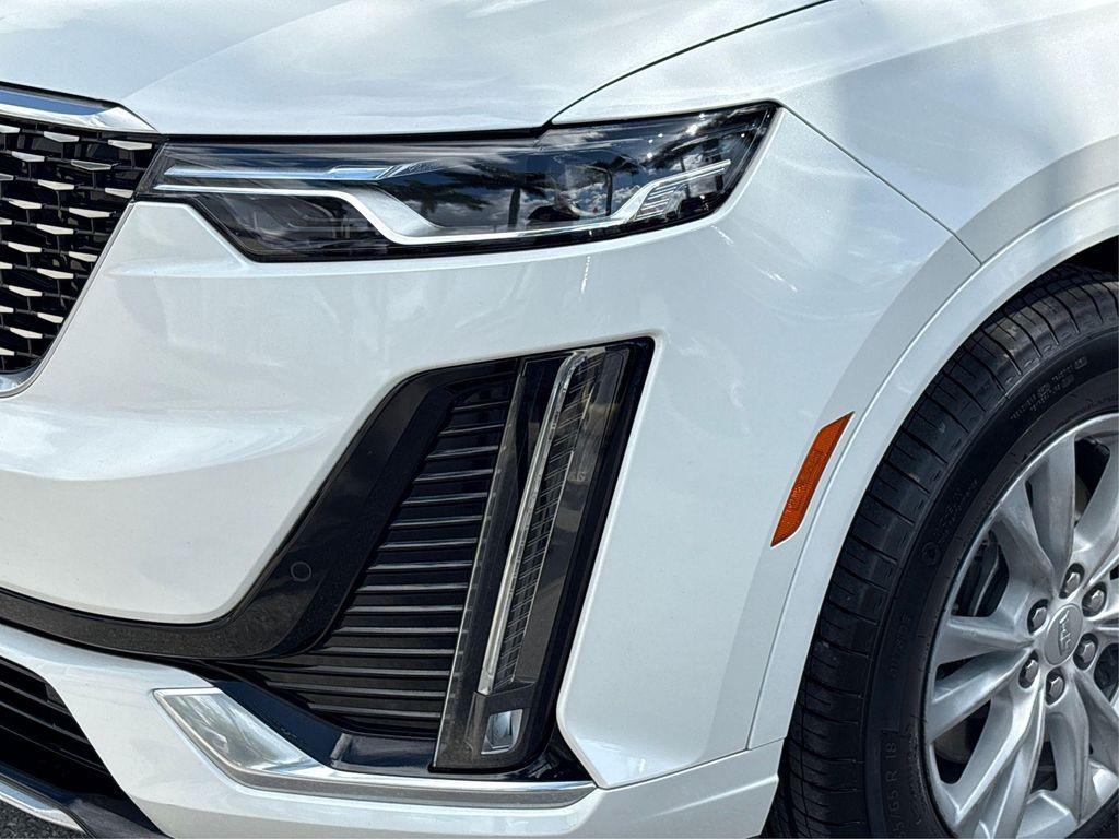 used 2023 Cadillac XT6 car, priced at $33,290