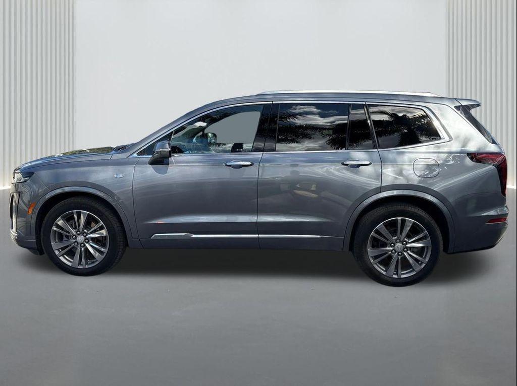 used 2022 Cadillac XT6 car, priced at $36,755
