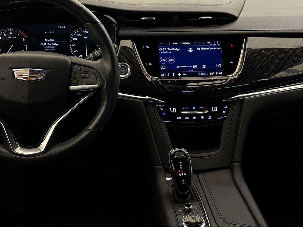 used 2022 Cadillac XT6 car, priced at $36,755