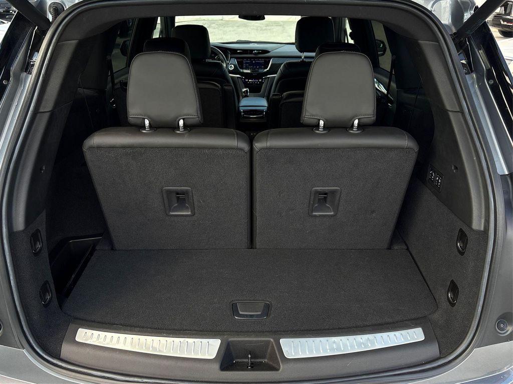 used 2022 Cadillac XT6 car, priced at $36,755