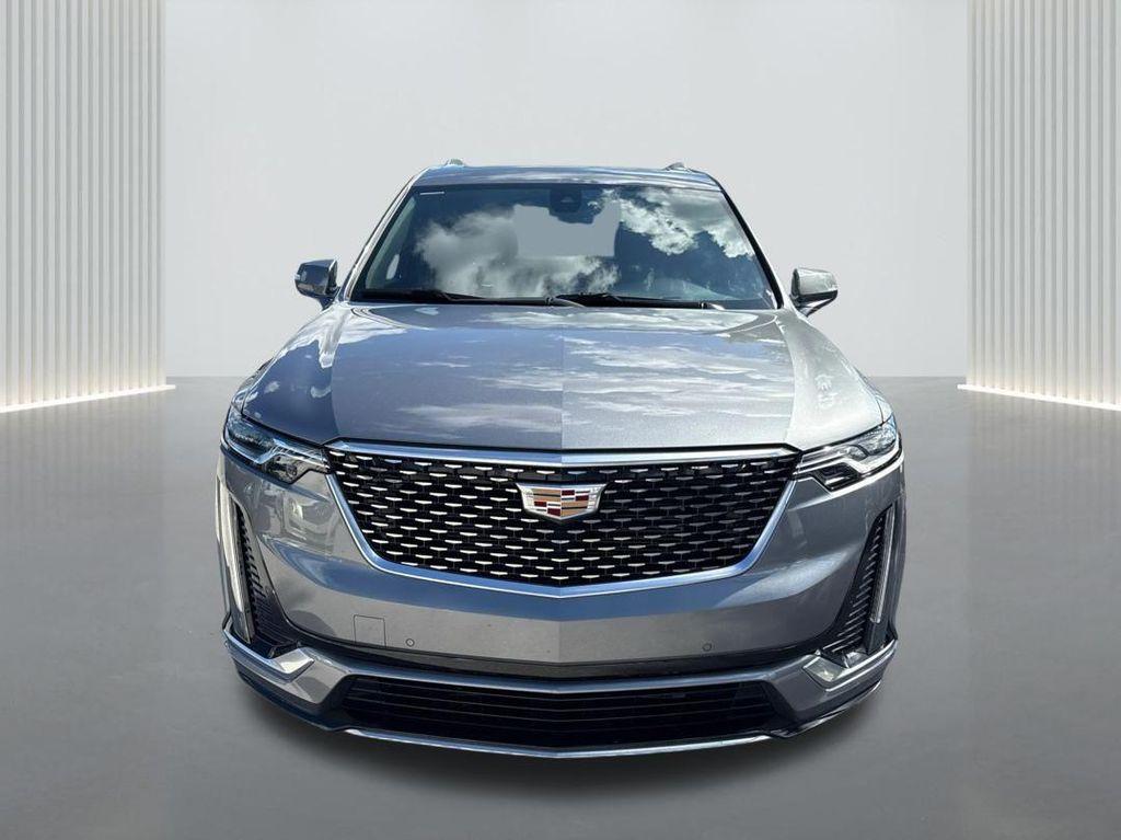 used 2022 Cadillac XT6 car, priced at $36,755