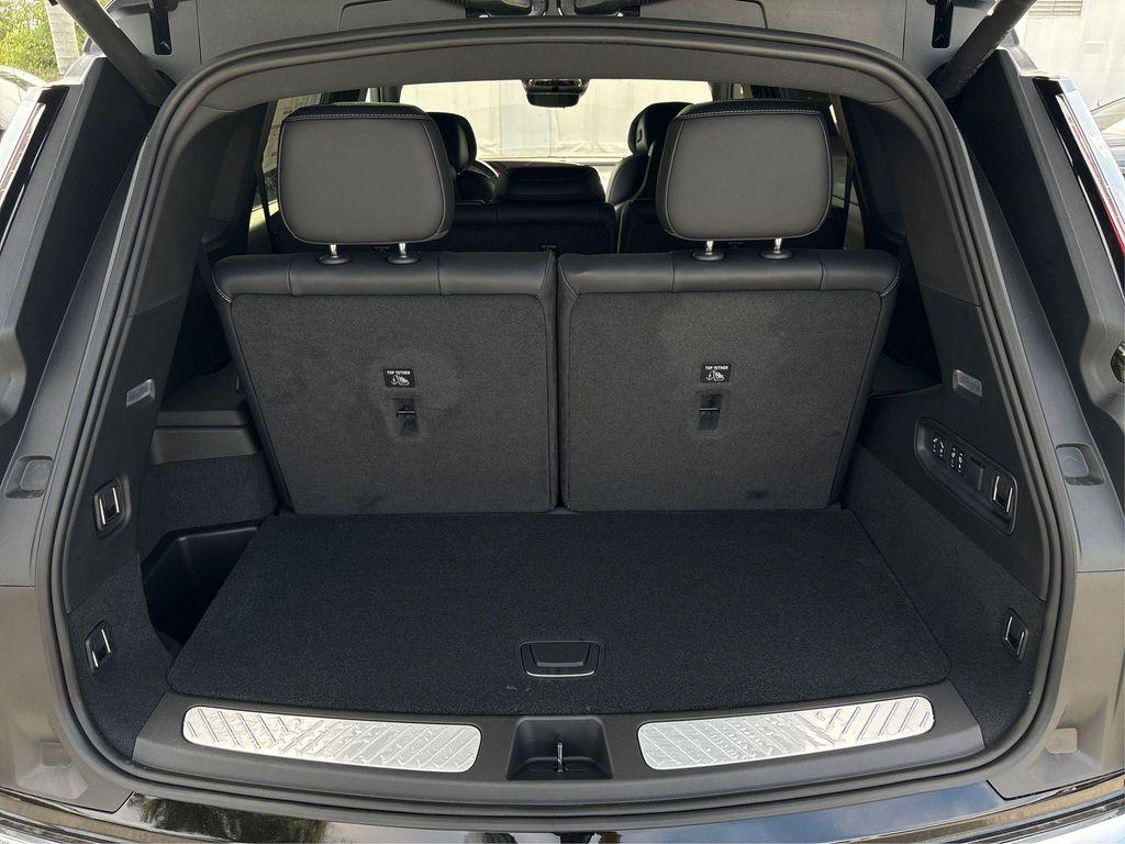 new 2026 Cadillac VISTIQ car, priced at $79,715