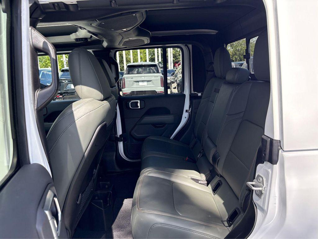 used 2024 Jeep Gladiator car, priced at $44,000