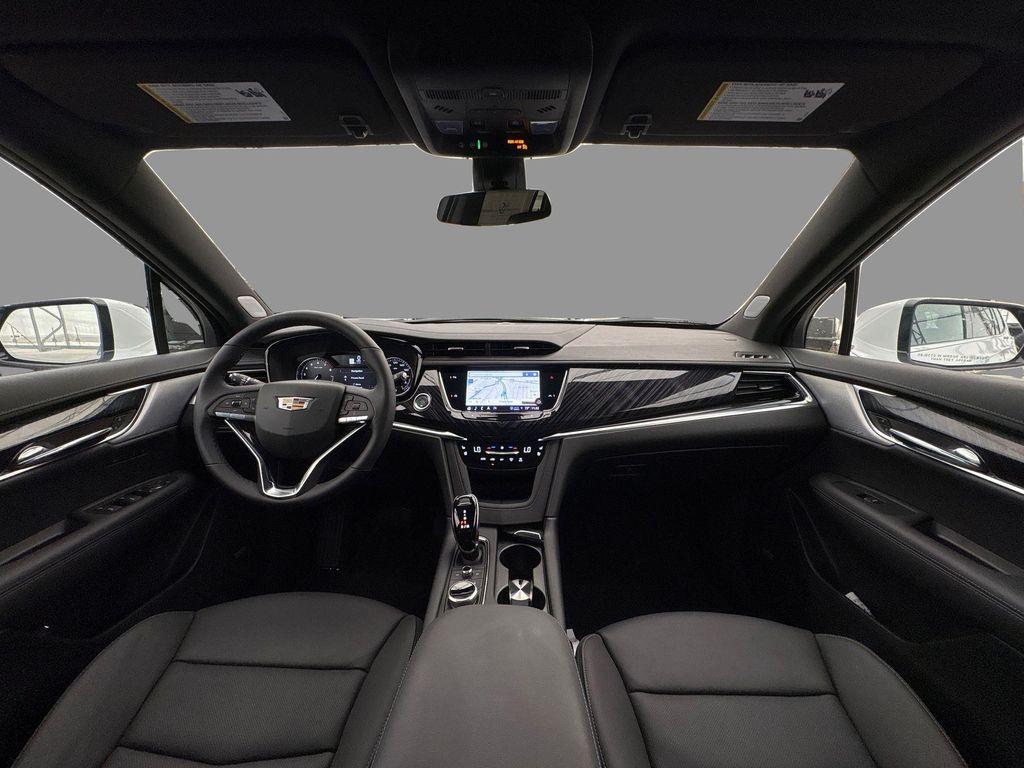 new 2025 Cadillac XT6 car, priced at $51,985