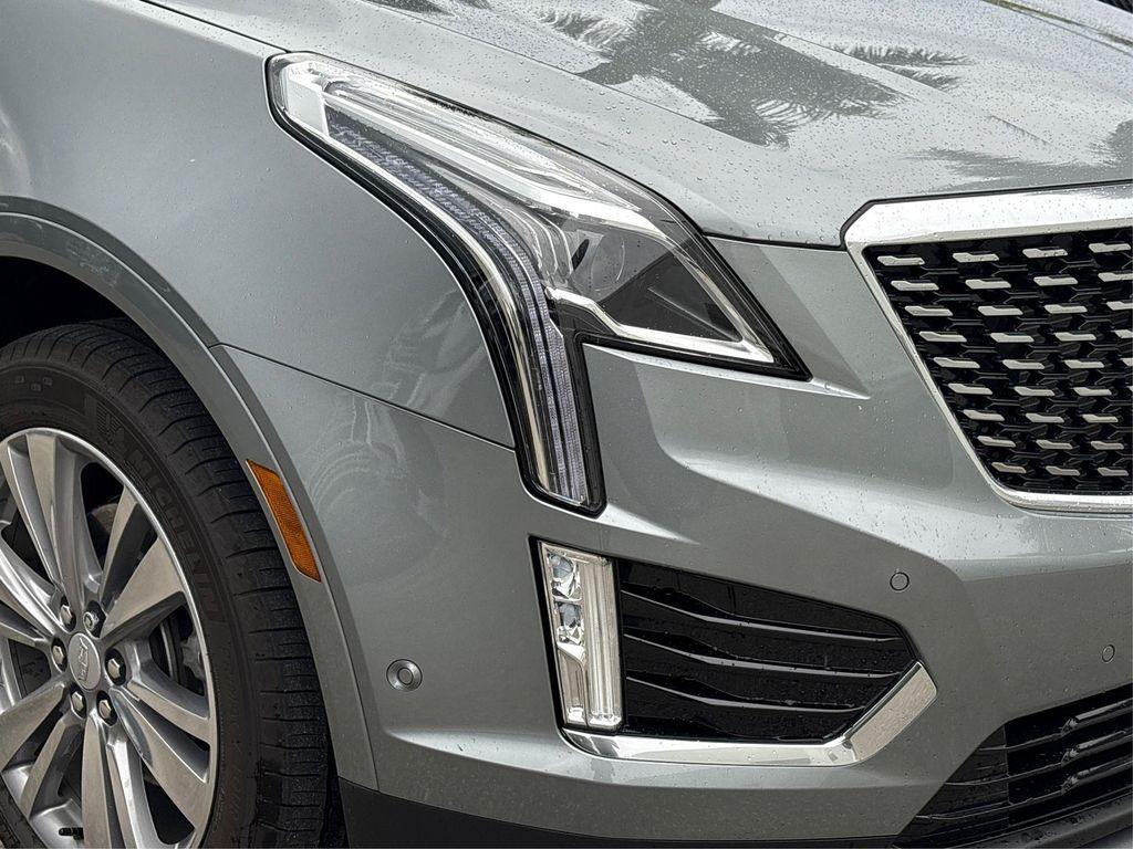 used 2024 Cadillac XT5 car, priced at $42,249
