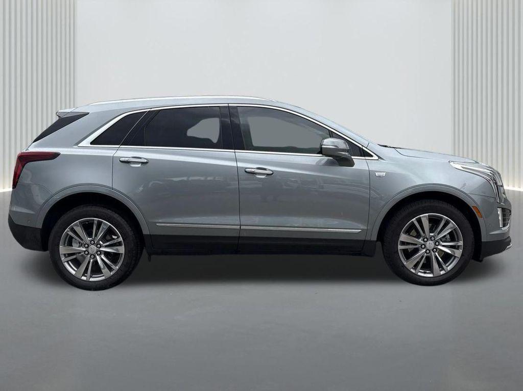 used 2024 Cadillac XT5 car, priced at $42,249
