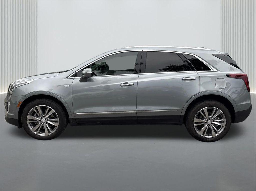 used 2024 Cadillac XT5 car, priced at $42,249