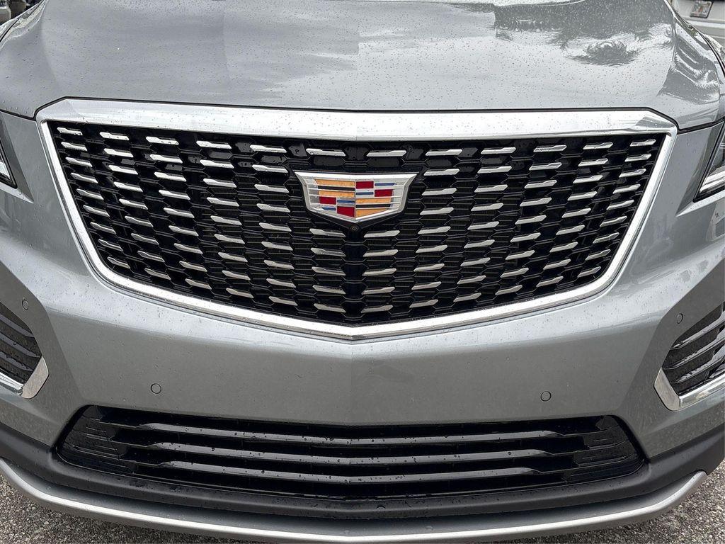 used 2024 Cadillac XT5 car, priced at $42,249