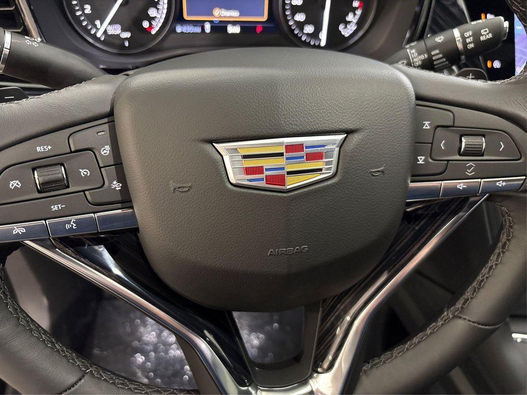 new 2025 Cadillac XT6 car