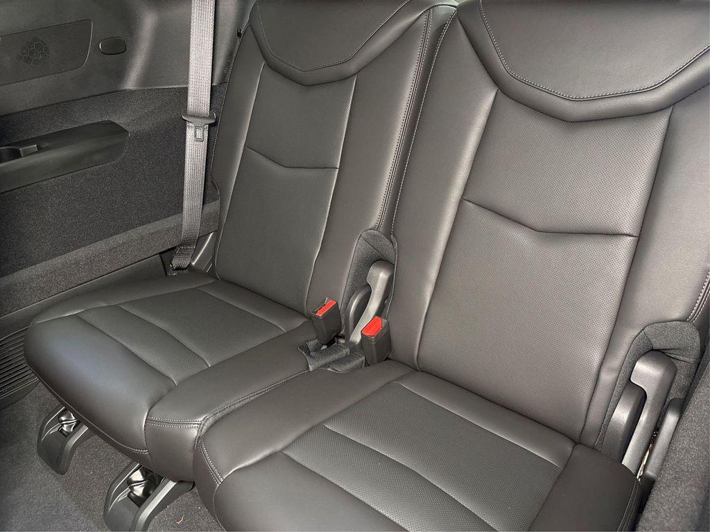 new 2025 Cadillac XT6 car