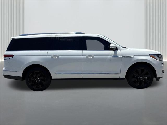 used 2022 Lincoln Navigator car, priced at $53,995