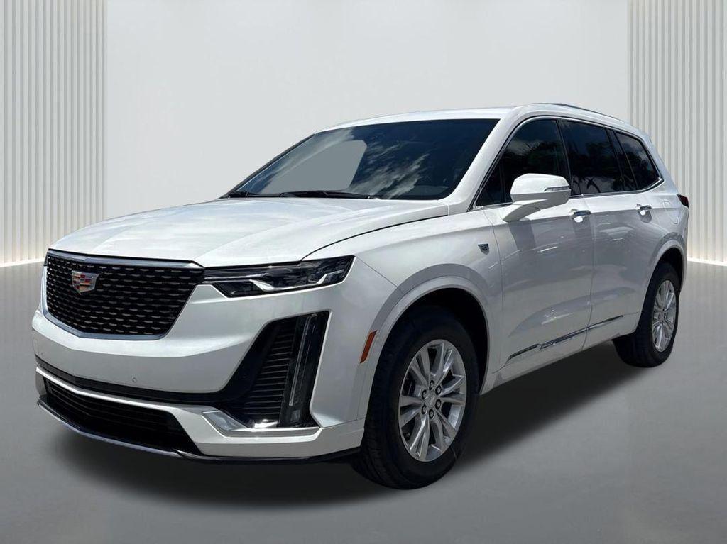 new 2025 Cadillac XT6 car, priced at $51,915