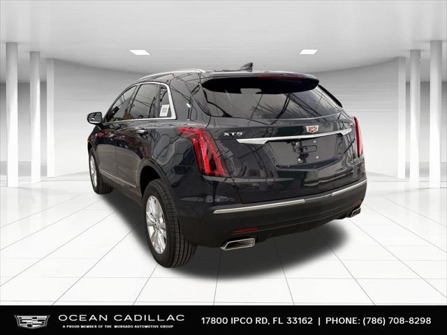 new 2025 Cadillac XT5 car, priced at $45,315