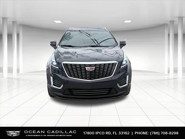 new 2025 Cadillac XT5 car, priced at $45,315