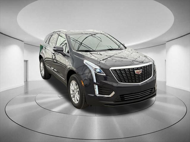 new 2025 Cadillac XT5 car, priced at $45,315