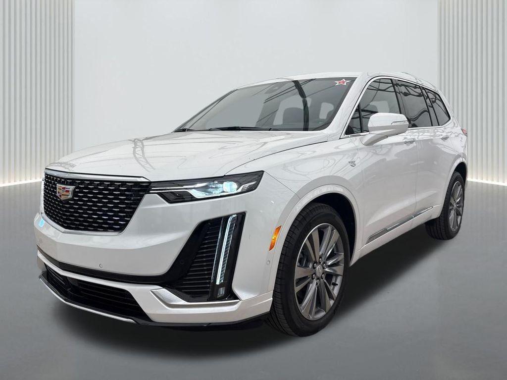 new 2025 Cadillac XT6 car, priced at $58,995