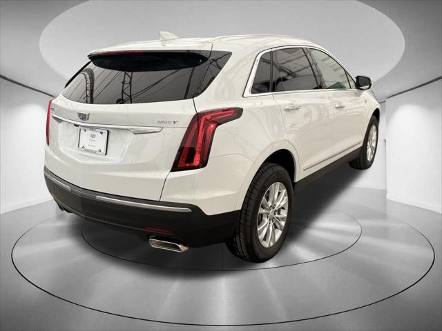 new 2024 Cadillac XT5 car, priced at $45,890