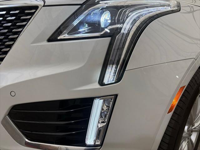 new 2024 Cadillac XT5 car, priced at $45,890