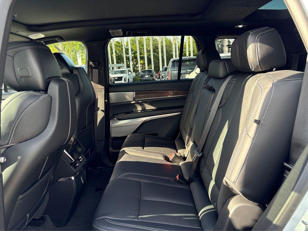 new 2026 Cadillac VISTIQ car, priced at $80,315