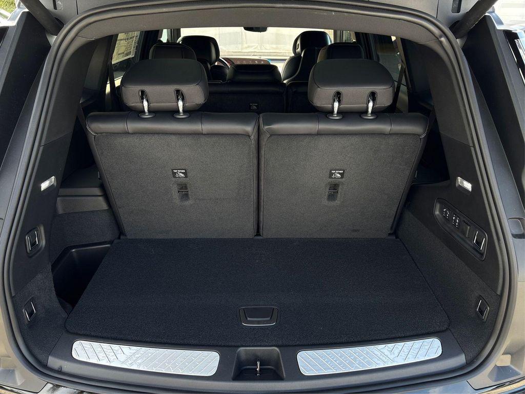 new 2026 Cadillac VISTIQ car, priced at $80,315