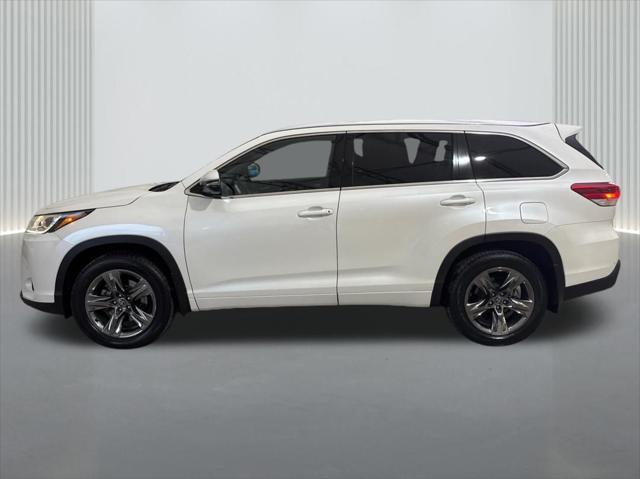 used 2019 Toyota Highlander car, priced at $26,200