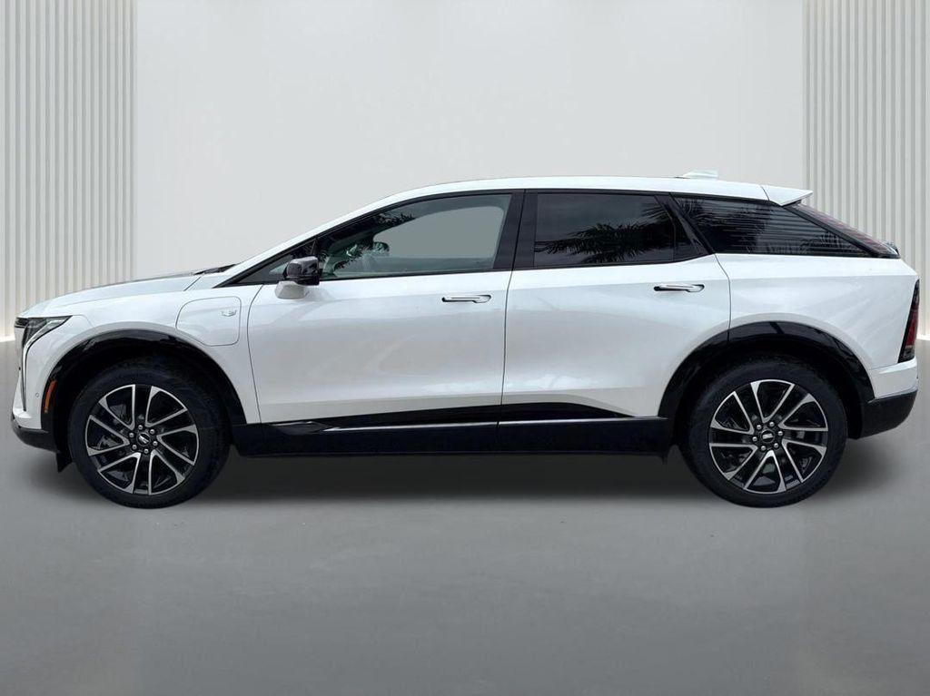 new 2025 Cadillac OPTIQ car, priced at $50,514