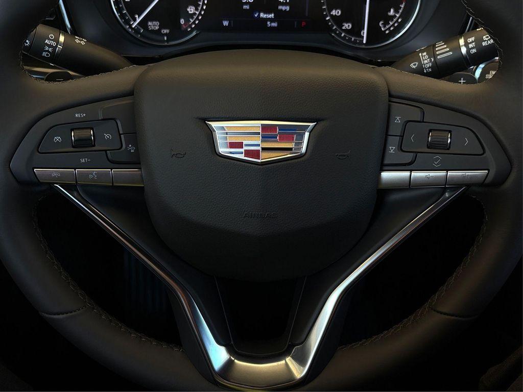 new 2025 Cadillac XT6 car, priced at $48,690