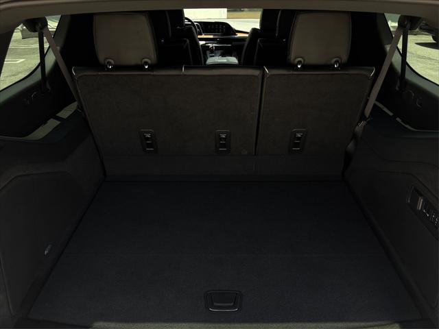 used 2022 Cadillac Escalade ESV car, priced at $64,000