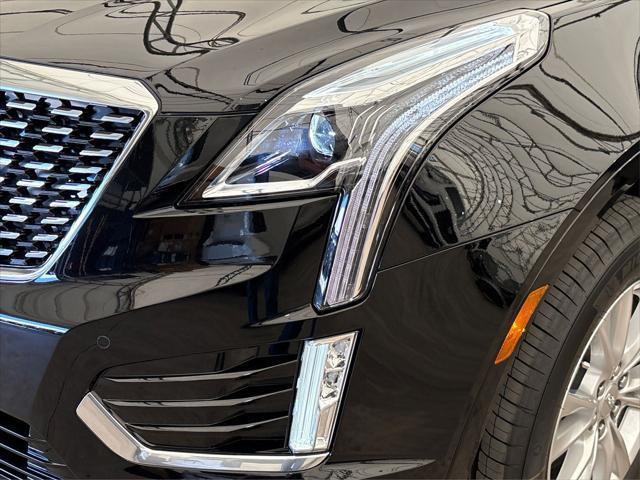 new 2025 Cadillac XT5 car, priced at $39,995