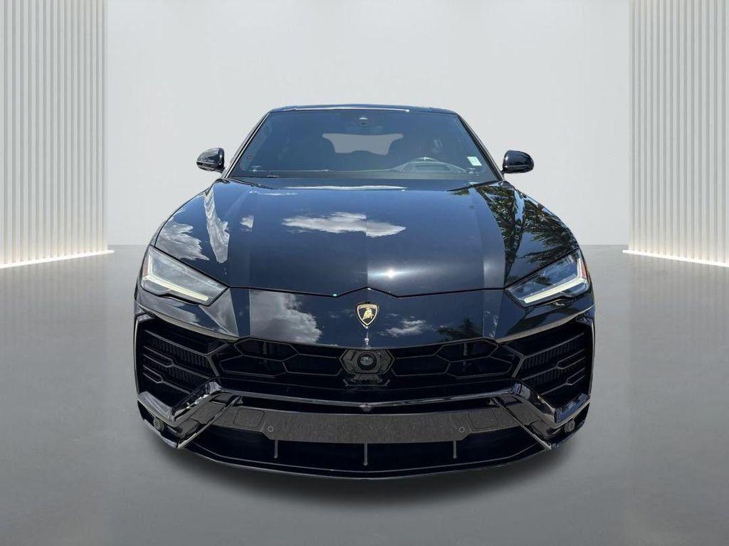 used 2022 Lamborghini Urus car, priced at $213,678