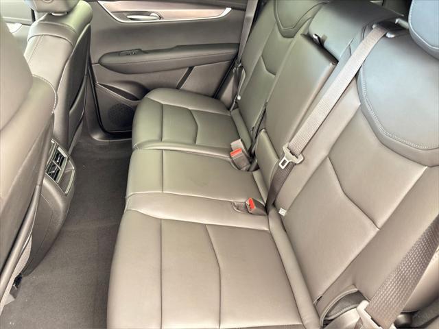 new 2025 Cadillac XT5 car, priced at $44,190