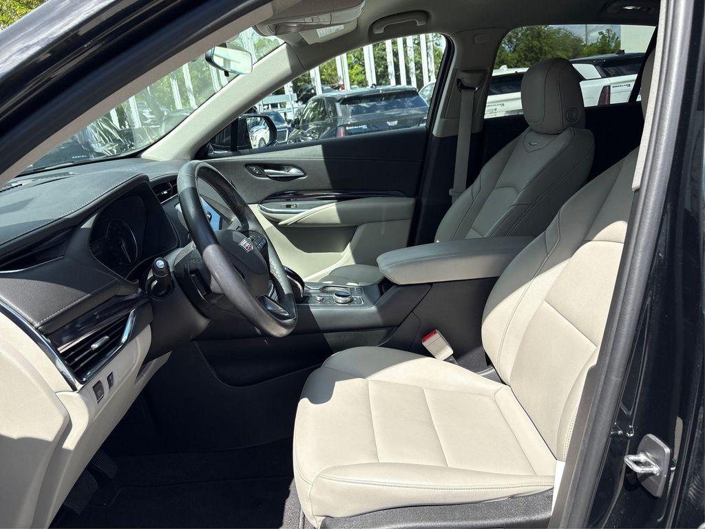 used 2023 Cadillac XT4 car, priced at $27,639