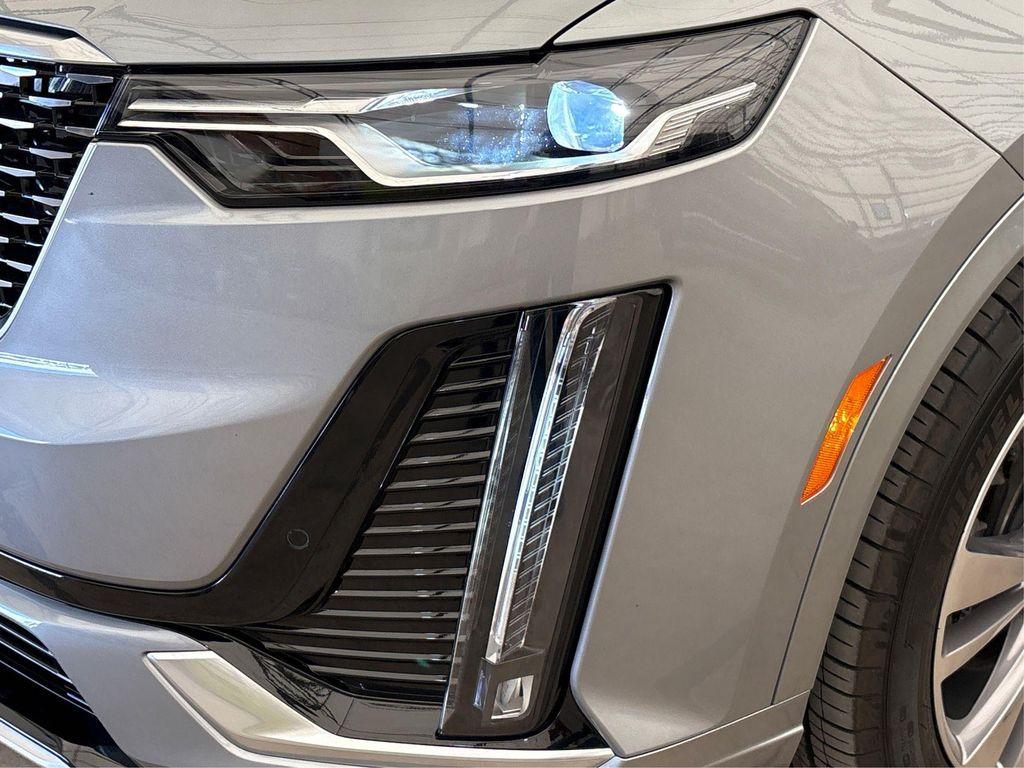 new 2025 Cadillac XT6 car, priced at $49,550